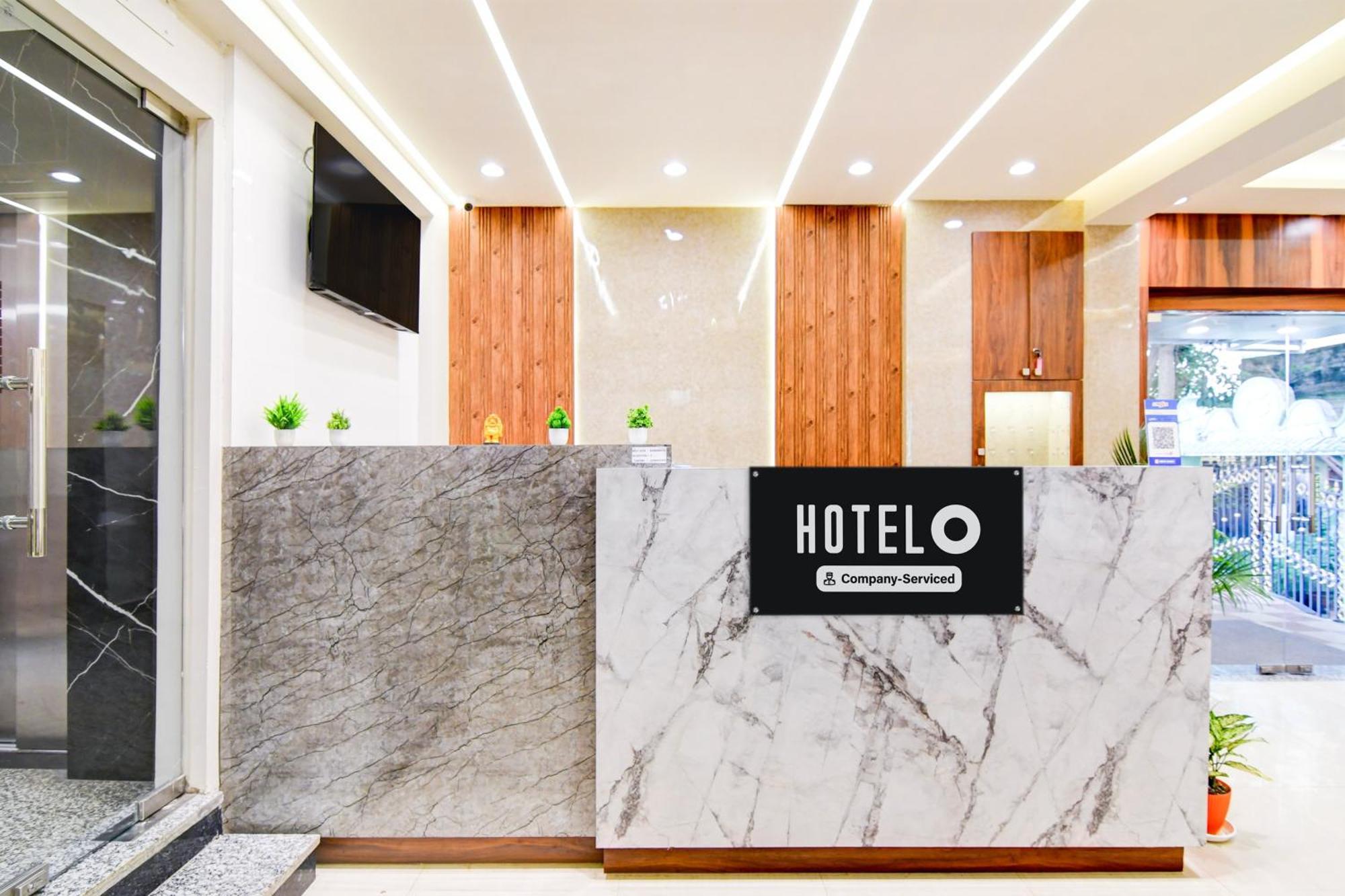 Super Townhouse Kaikhali Near Airport コルカタ エクステリア 写真